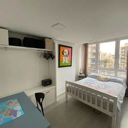 Centro Rambla A * Аликанте